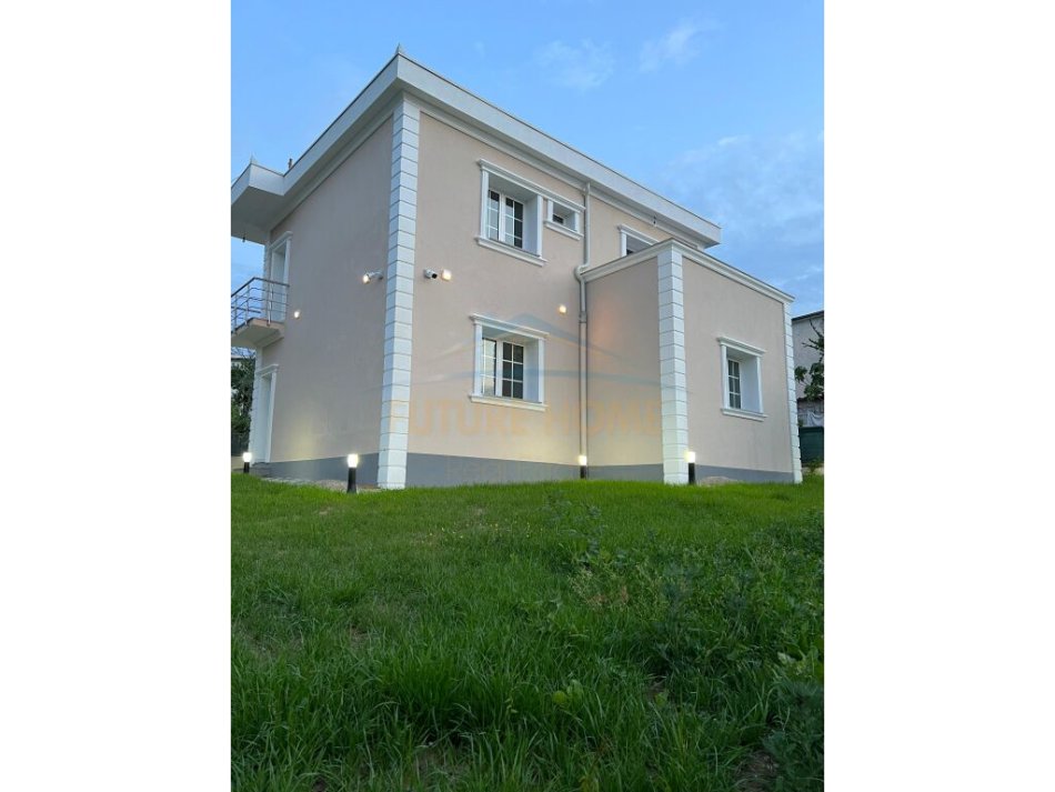 Tirane, shes Vile 3+1 Kati 2, 380 m² 219.000 € (Bulcesh, Paskuqan)