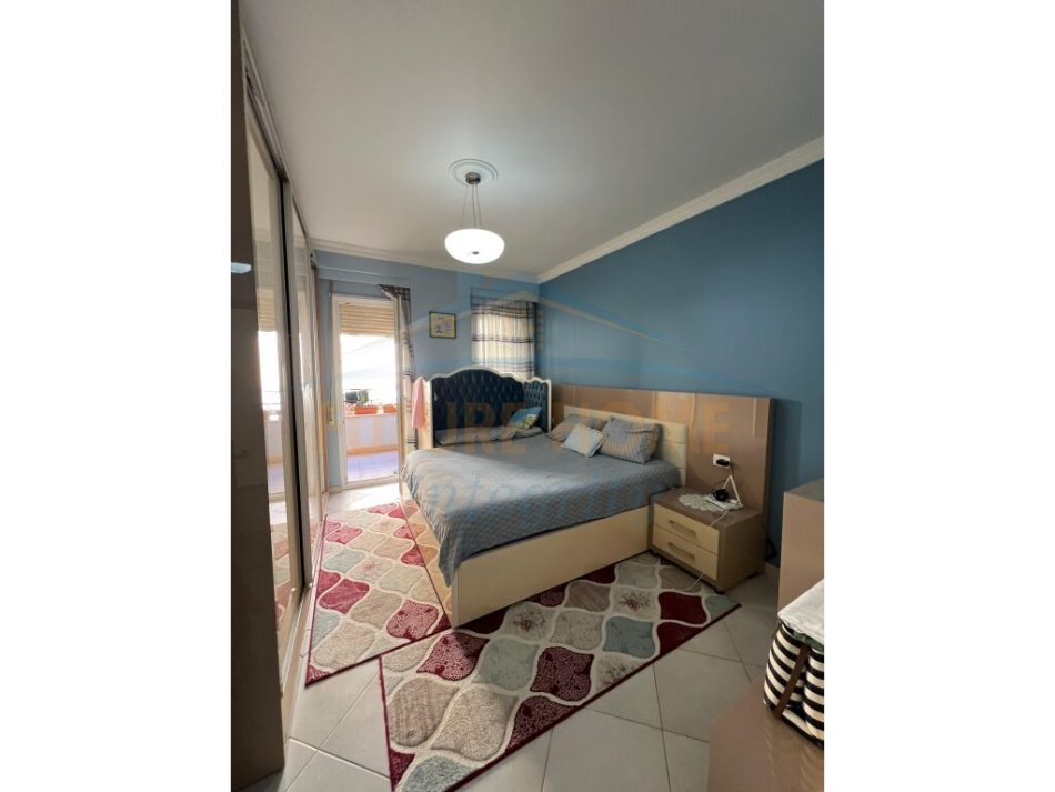 Tirane, shes apartament 1+1+Ballkon Kati 3, 73 m² 135.000 € (Kodra e Diellit)