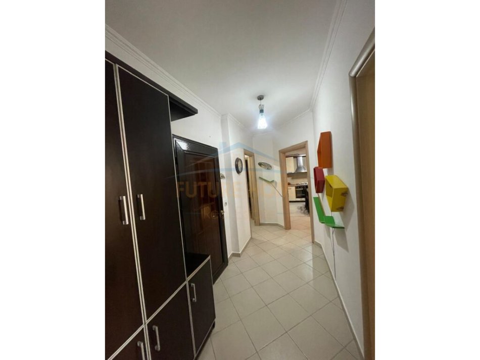 Tirane, shitet apartament 2+1 Kati 6, 98 m² 125.000 € (Yzberisht)