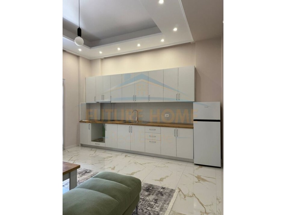 Durres, jepet me qera apartament 2+1 , 60 m² 400 € (Plazh Ura E Dajlanit Durres)
