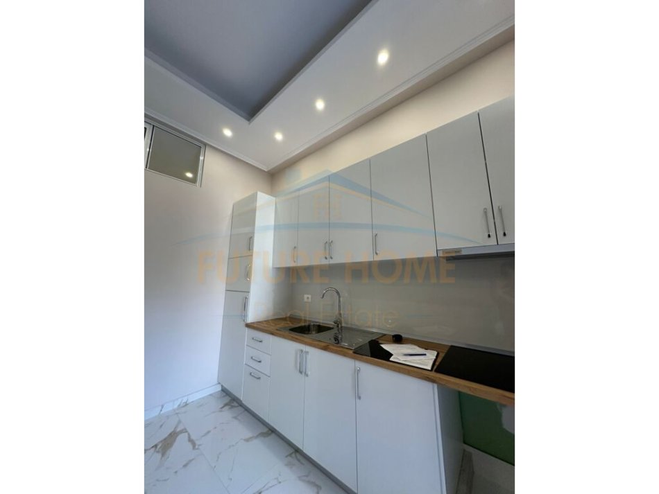 Durres, jepet me qera apartament 1+1 , 50 m² 300 € (Plazh Ura E Dajlanit.Durres)
