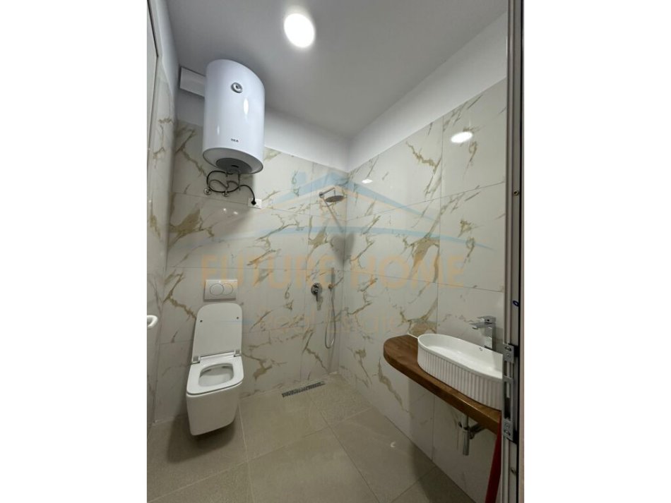 Durres, jepet me qera apartament 1+1 , 50 m² 300 € (Plazh Ura E Dajlanit.Durres)
