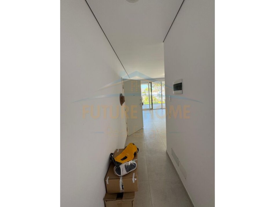 Durres, shitet apartament 1+1 Kati 2, 89 m² 206.000 € (San Pietro , Gjiri Lalzit .)