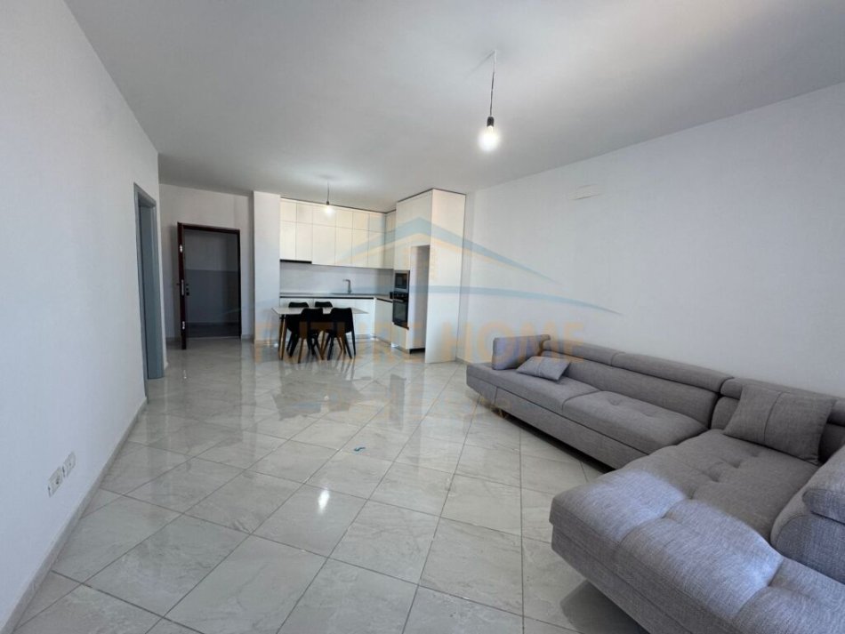 Durres, shitet apartament 2+1 Kati 9, 97 m² 110.000 € (Prane Ukd, Durres)