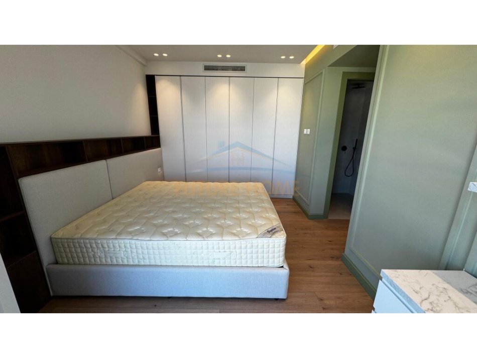 Tirane, shes apartament 2+1 Kati 7, 91 m² 230.000 € (Stacioni i Trenit)