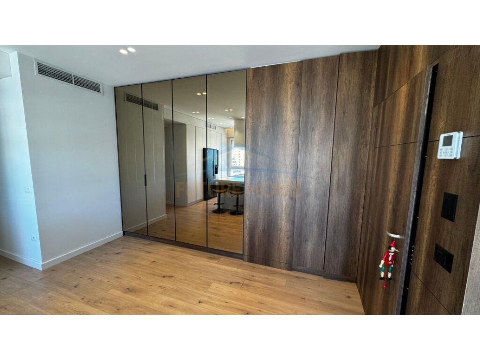 Tirane, shes apartament 1+1+Aneks+Ballkon Kati 4, 71 m² 155.000 € (Karl Gega)