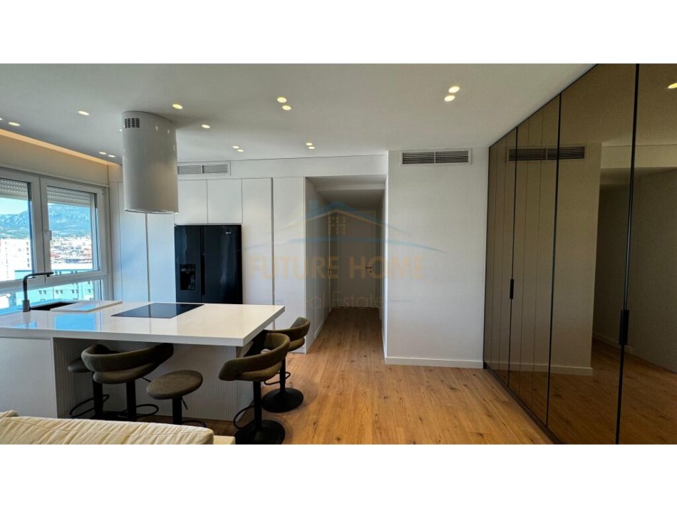 Tirane, shes apartament 2+1+Ballkon Kati 7, 100 m² 230.000 € (Karl Gega)