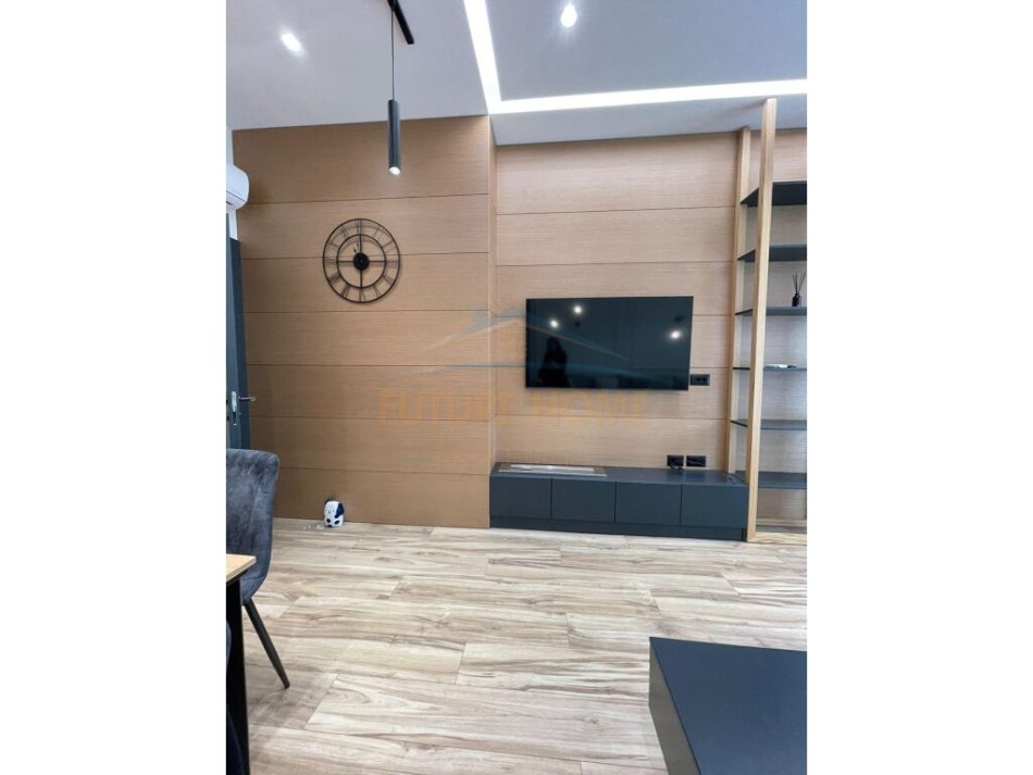 Tirane, jepet me qera apartament 1+1+Aneks+Ballkon Kati 5, 73 m² 1.000 € (Rruga e Kavajes)