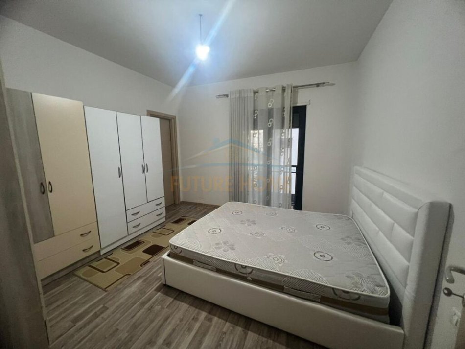 Tirane, jepet me qera apartament 2+1 Kati 2, 102 m² 650 € (Unaza e Re ,Green City Residence)