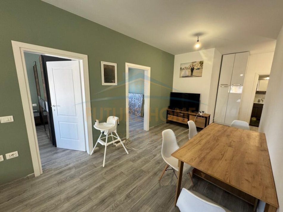 Durres, shitet apartament 2+1 Kati 7, 86 m² 135.000 € (Plazh rrota e kuqe, Durres.)