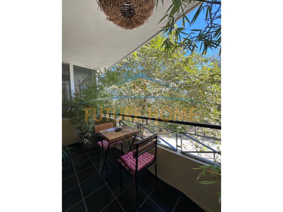 shitet apartament 2+1+Ballkon Kati 1, 94 m² 185.000 € (Kopshti Zoologjik)