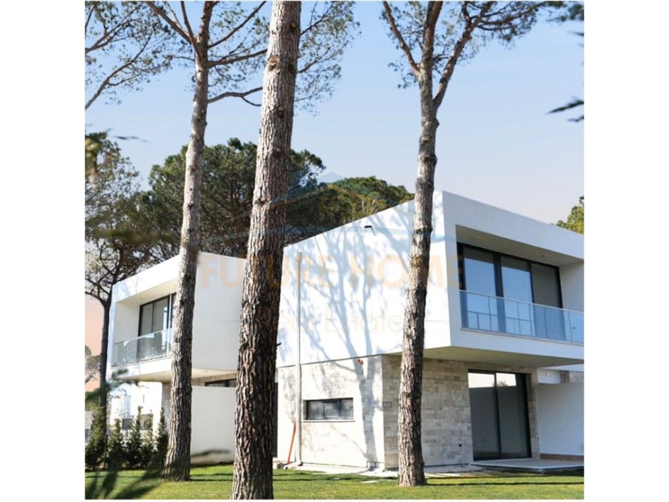 Durres, shes Vile 3+1+Aneks+Ballkon , 303 m² 480.000 € (Gjiri i Lalezit)