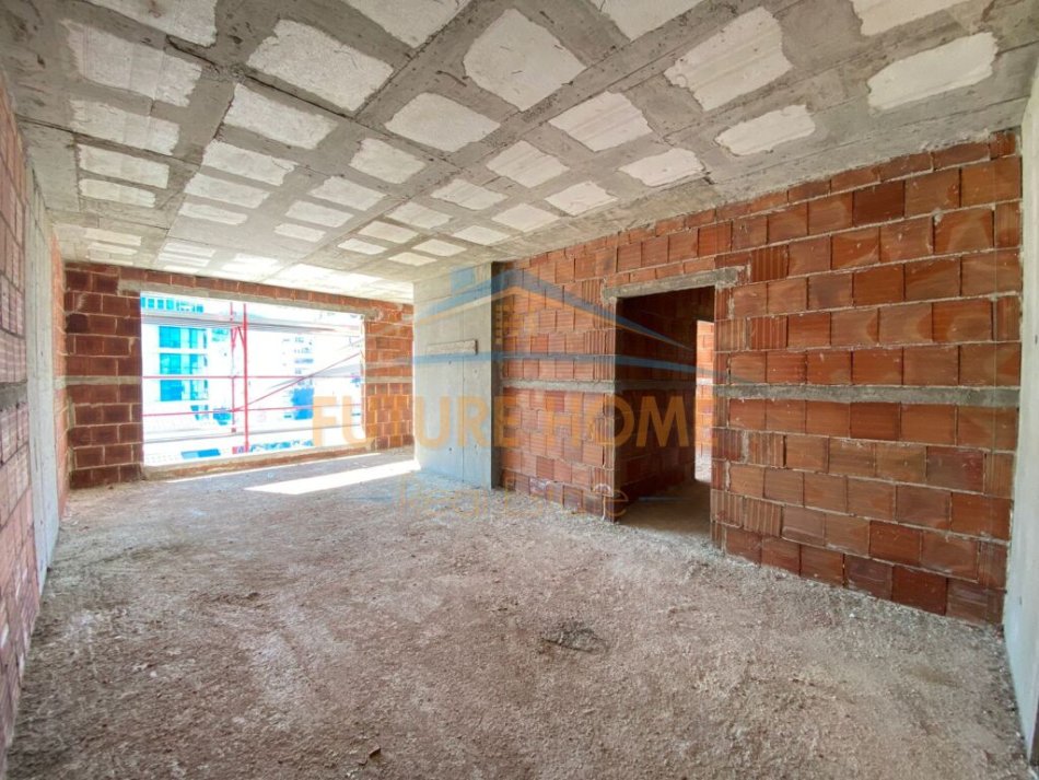 Tirane, shitet apartament 3+1+Aneks+Ballkon Kati 6, 141 m² 295.680 € (Komuna Parisit)