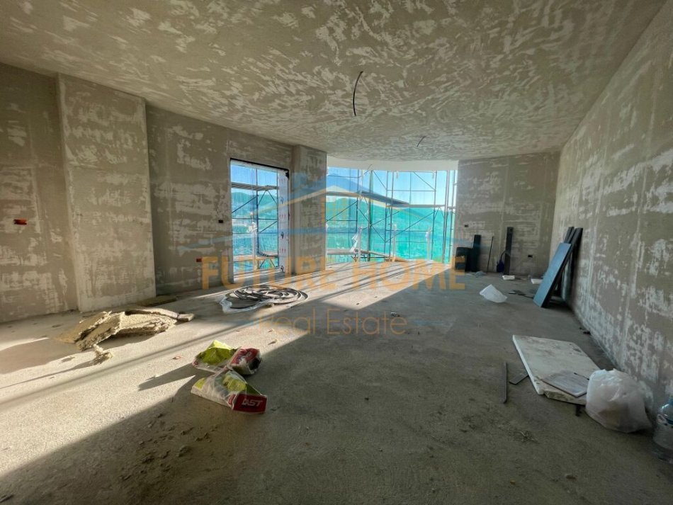 shitet apartament 2+1+Aneks+Ballkon Kati 10, 143 m² 300.000 € (Bulevardi Gjergj Fishta, Tiranë)