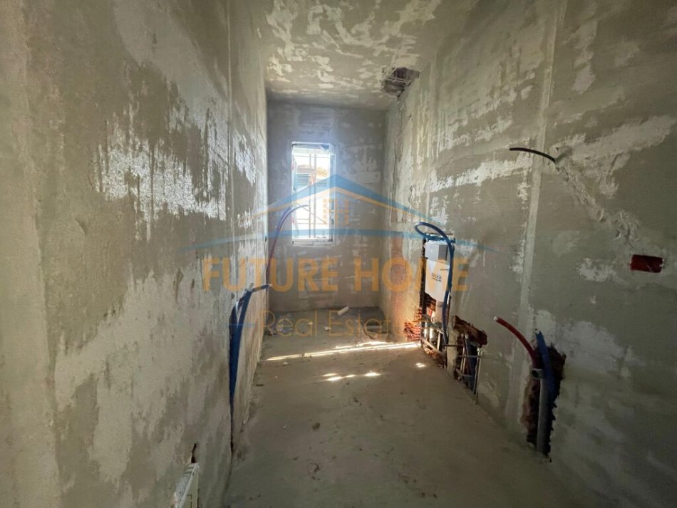 shitet apartament 2+1+Aneks+Ballkon Kati 10, 143 m² 300.000 € (Bulevardi Gjergj Fishta, Tiranë)