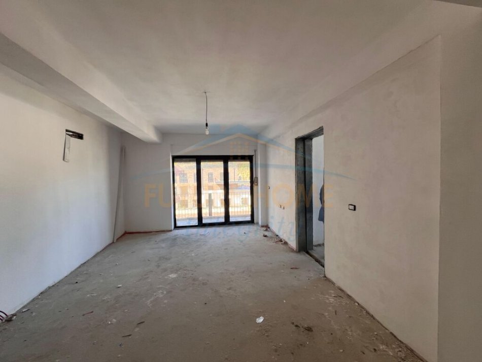 Tirane, shitet apartament 3+1+Ballkon Kati 3, 133 m² 253.000 € (Kodra e Diellit 2)
