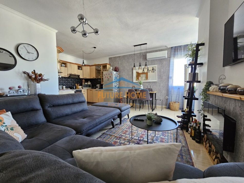 Tirane, jepet me qera apartament 1+1+Aneks+Ballkon Kati 11, 80 m² 650 € (Rriga e Bogdaneve)