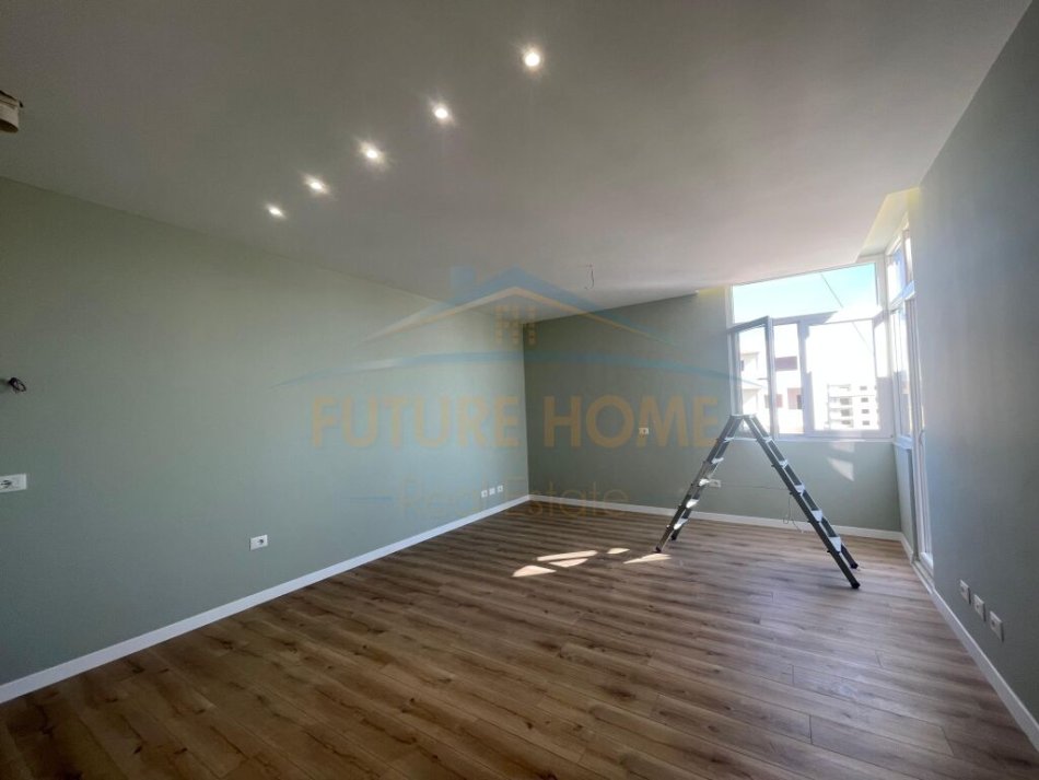 Durres, shitet apartament 2+1 Kati 9, 74 m² 123.000 € (Kazazi, Durres)