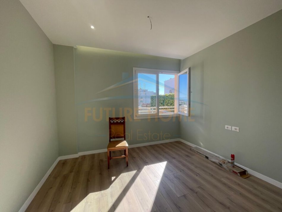 Durres, shitet apartament 2+1 Kati 9, 74 m² 123.000 € (Kazazi, Durres)