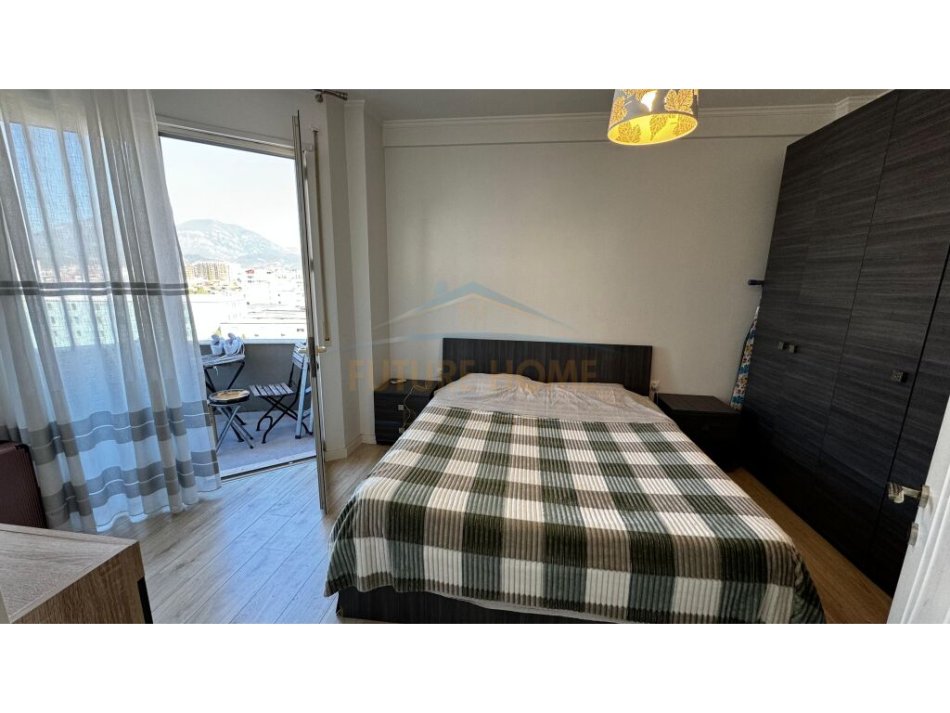 Tirane, shes apartament 2+1+Aneks+Ballkon Kati 6, 111 m² 210.000 € (karl gega bulevardi i ri)