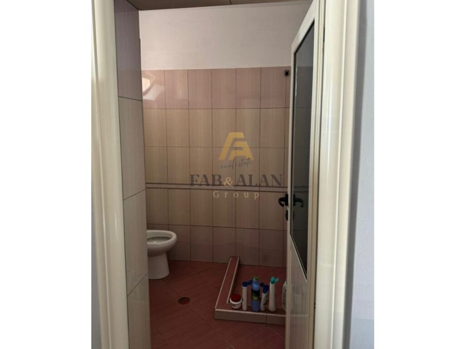 Radhime - Orikum, shitet shtepi 2 Katshe, 85 m²+200 m² Toke, 230.000 € (Jonufer Vlore)