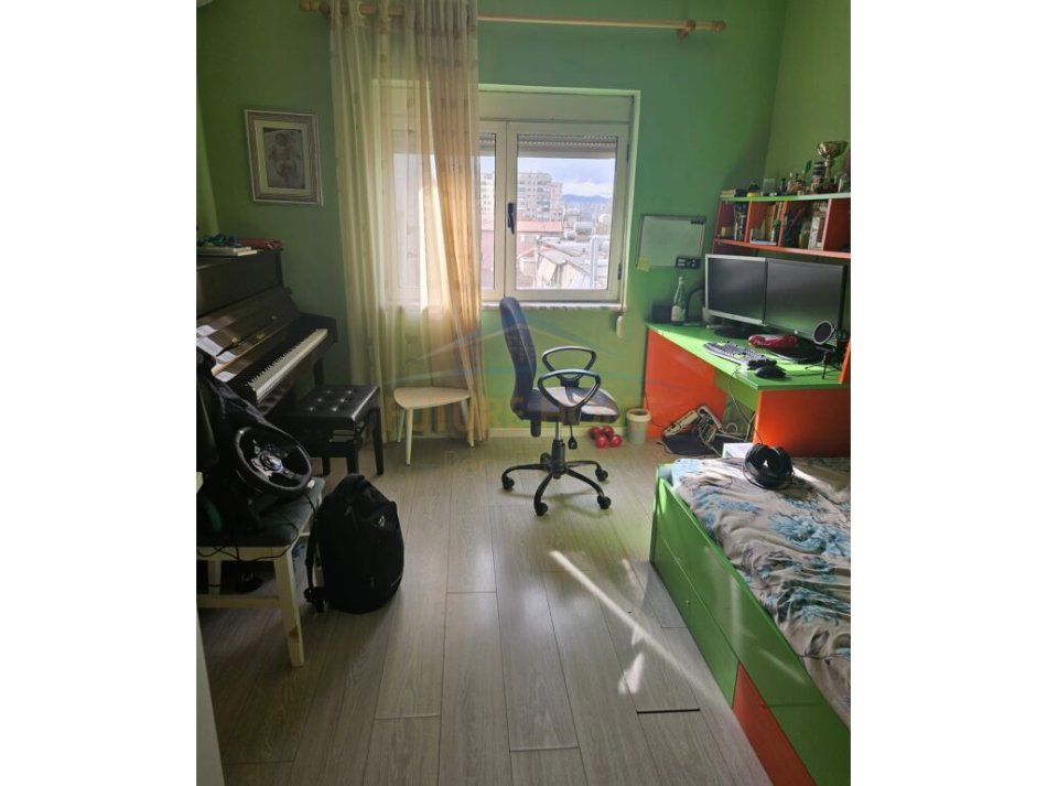 Tirane, shitet apartament 3+1 Kati 5, 86 m² 205.000 € (SHESHI WILLSON)