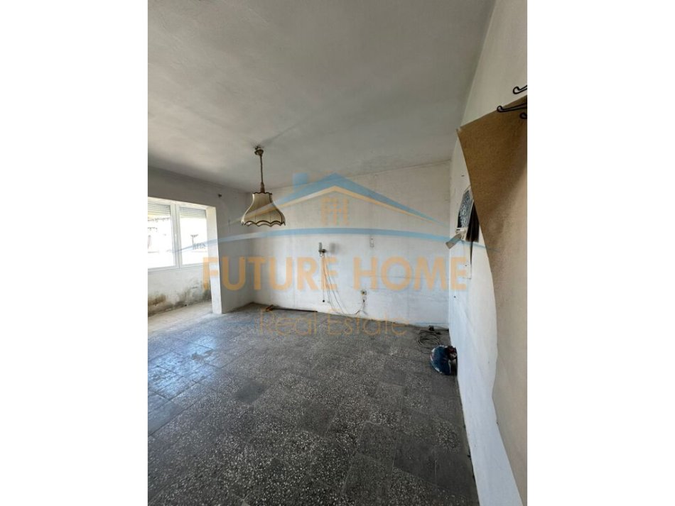 Tirane, shitet apartament 1+1+Ballkon Kati 5, 52 m² 75.000 € (ALIDEM)