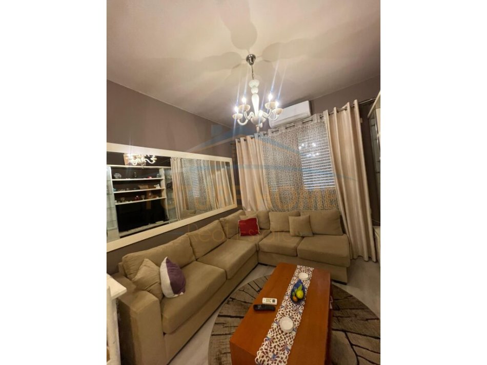 Tirane, shitet apartament 2+1 Kati 4, 71 m² 165.000 € (KOPSHTI ZOOLOGJIK)