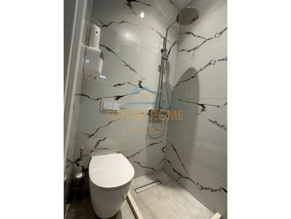 Tirane, jepet me qera apartament 1+1 Kati 2, 40 m² 650 € (Pallatet Agimi,Bllok.)
