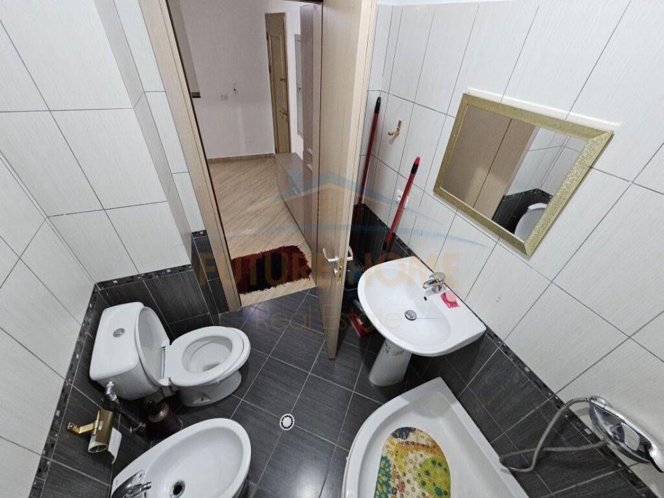 Durres, shitet apartament 1+1 Kati 2, 85 m² 88.000 € (Plazh Rrota e Kuqe, Durres)