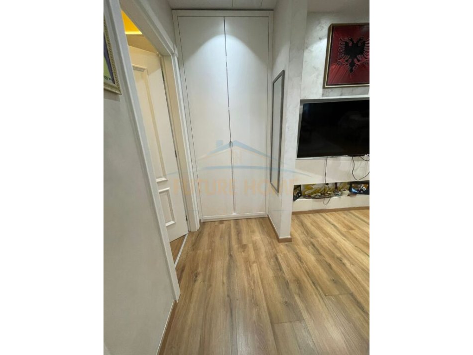 Tirane, shitet apartament 2+1 Kati 6, 105 m² 200.000 € (FUSHA AVIACIONIT,GARDEN RESIDENCE TURDIU)