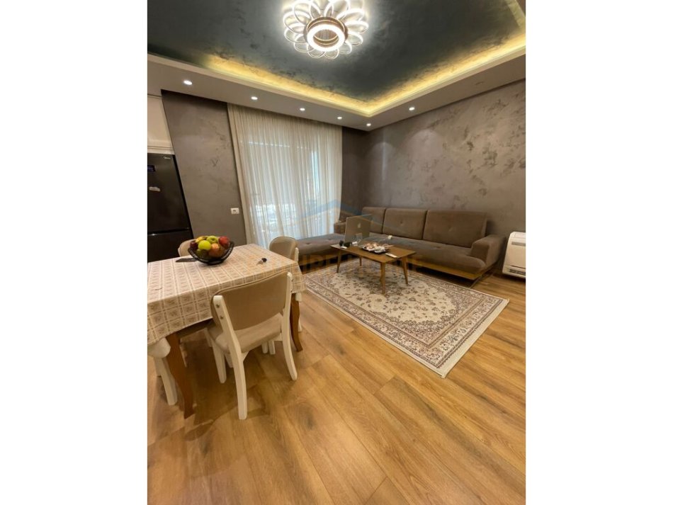 Tirane, shitet apartament 2+1 Kati 6, 105 m² 200.000 € (FUSHA AVIACIONIT,GARDEN RESIDENCE TURDIU)