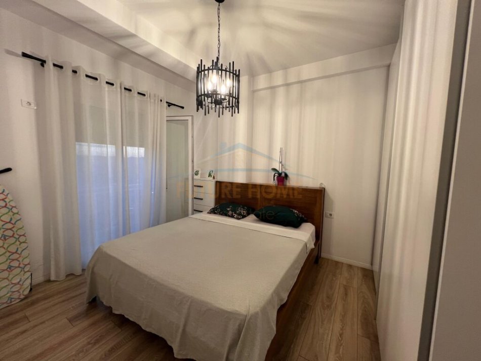 Tirane, shitet apartament 2+1+Aneks+Ballkon Kati 2, 83 m² 120.000 € (Fresku)