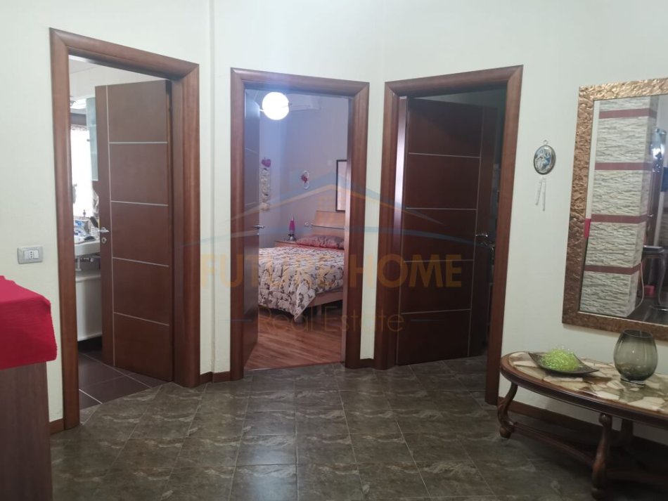 Durres, shitet Vile 3 Katshe Kati 0, 550 m² 550.000 € (Prane UKD , Durres)