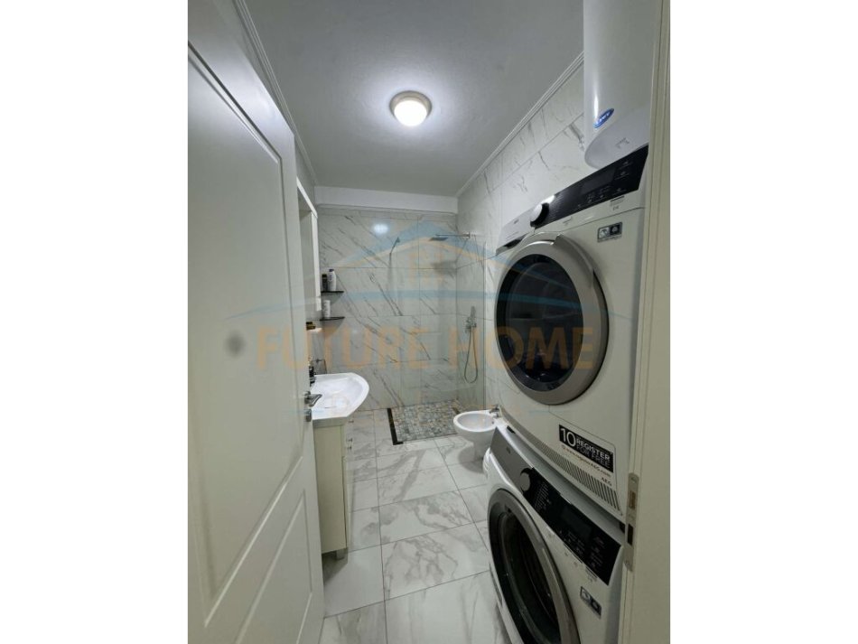 Tirane, shitet apartament 2+1+Ballkon Kati 2, 112 m² 200.000 € (RRUGA 5 MAJI)