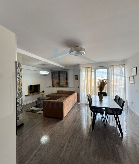 Tirane, jepet me qera apartament 2+1 Kati 8, 96 m² 650 € (XHAMIA E TABAKEVE)
