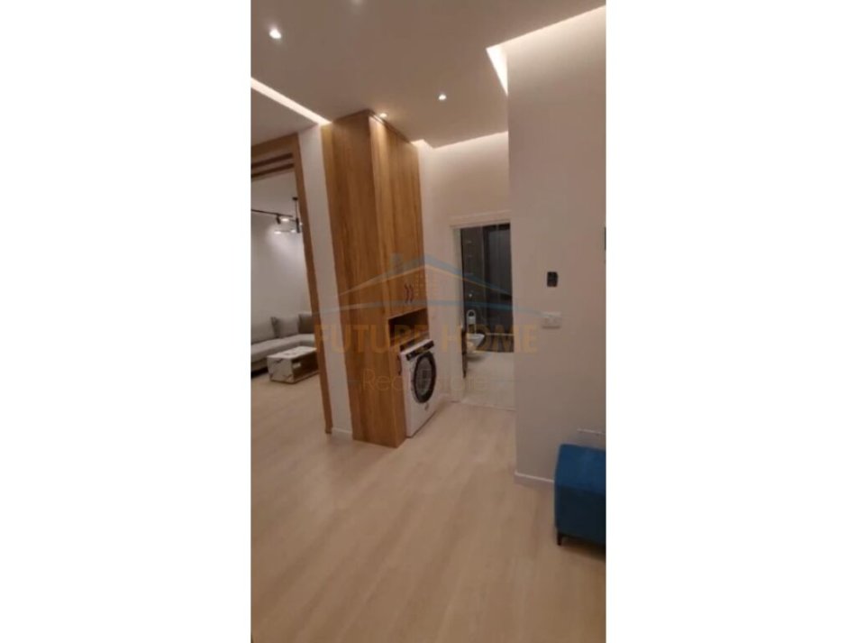 Tirane, shitet apartament 1+1 Kati 6, 64 m² 159.000 € (RRUGA QEMAL STAFA,PRANE SHKOLLES SE KUQE)
