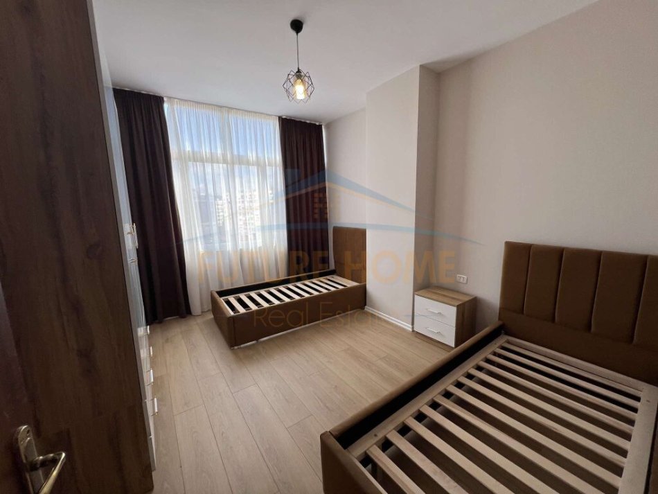 Tirane, shitet apartament 2+1+Ballkon Kati 7, 89 m² 120.000 € (Unaza e Re)
