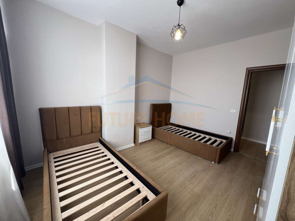 Tirane, shitet apartament 2+1 Kati 7, 89 m² 120.000 € (UNAZA E RE)