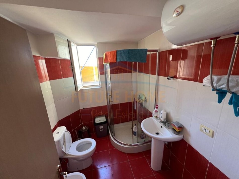Durres, jepet me qera apartament 2+1+Ballkon Kati 2, 67 m² 500 € (Blue Star , Durres)