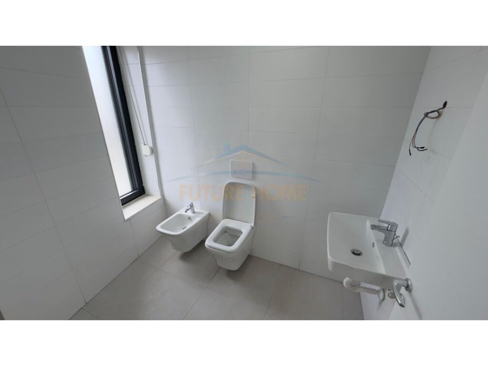jepet me qera apartament 2+1 Kati 4, 95 m² 750 € (Karl Gega)