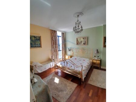Tirane, shitet apartament 2+1 Kati 6, 118 m² 198.000 € (Rrugën e Teleferikut, Fresku Tiranë AREA45441)