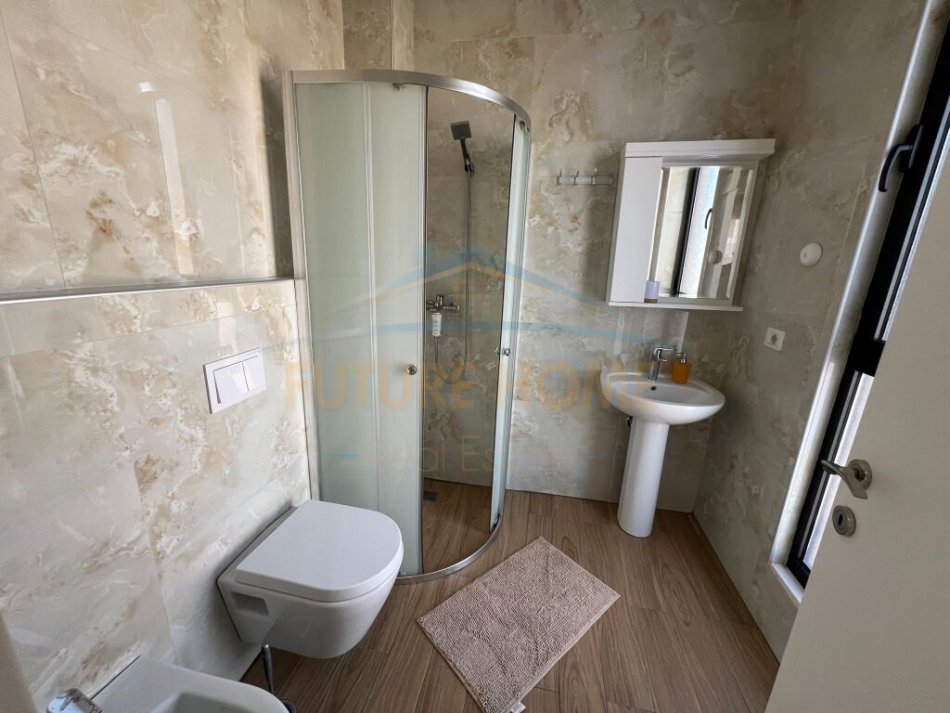Tirane, shitet apartament 2+1 Kati 4, 93 m² 161.613 € (Dogana)
