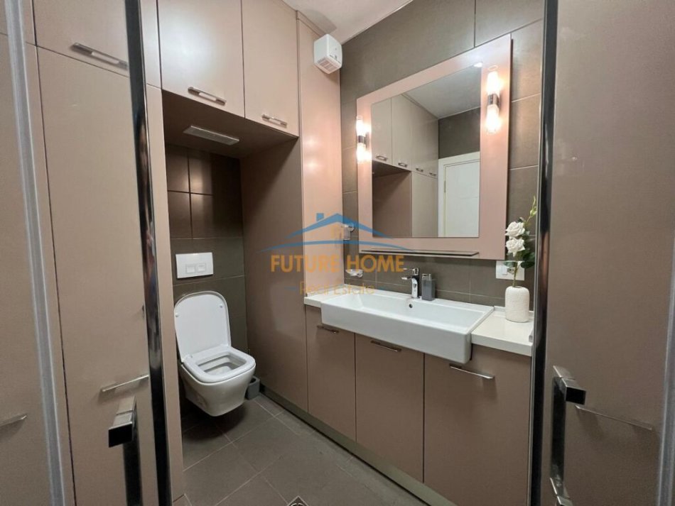 Tirane, shitet apartament 2+1+Aneks+Ballkon Kati 4, 120 m² 220.000 € (Unaza e re)