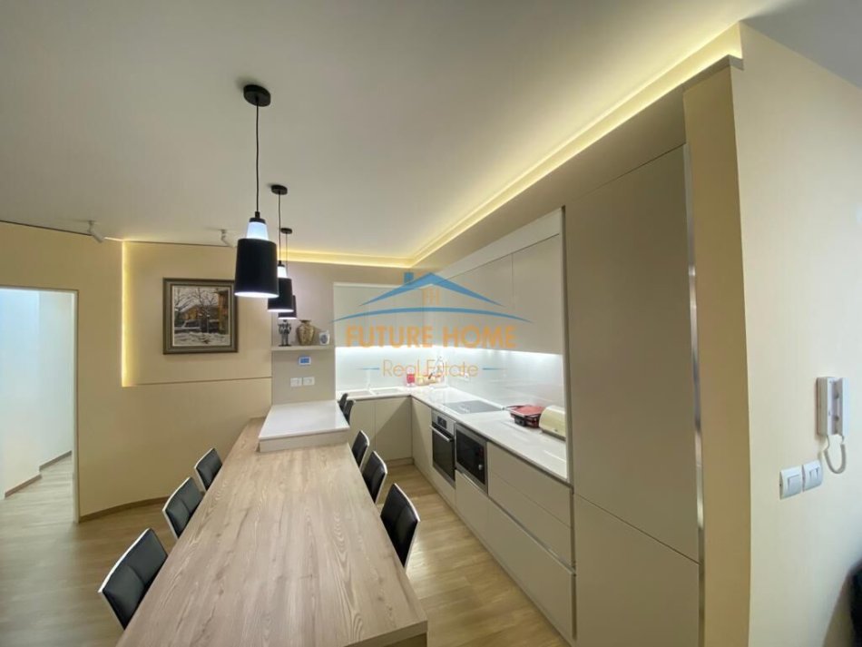 Tirane, shitet apartament 2+1+Aneks+Ballkon Kati 4, 120 m² 220.000 € (Unaza e re)