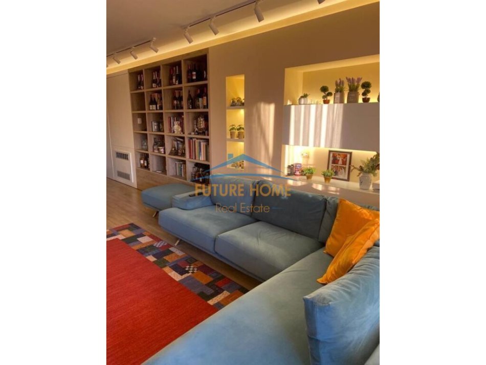 Tirane, shitet apartament 2+1+Aneks+Ballkon Kati 4, 120 m² 220.000 € (Unaza e re)