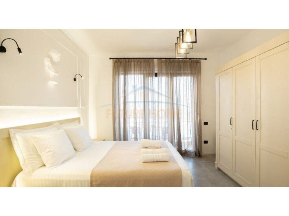 Tirane, jepet me qera apartament 2+1 Kati 4, 67 m² 1.250 € (qender)
