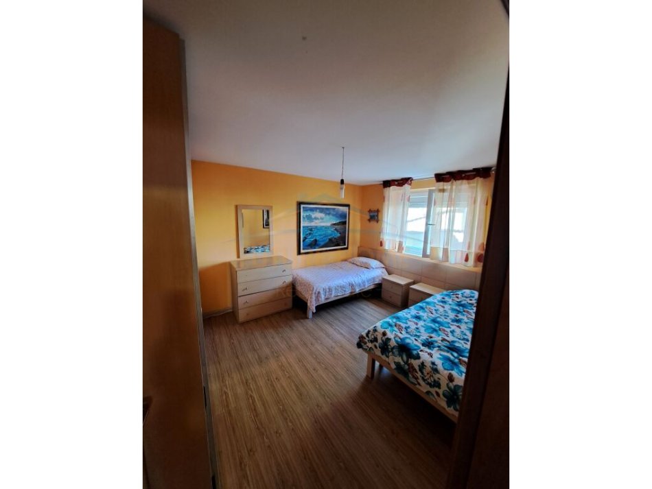 Tirane, shitet apartament 2+1+Ballkon Kati 2, 91 m² 160.000 € (Rruga Mine Peza)