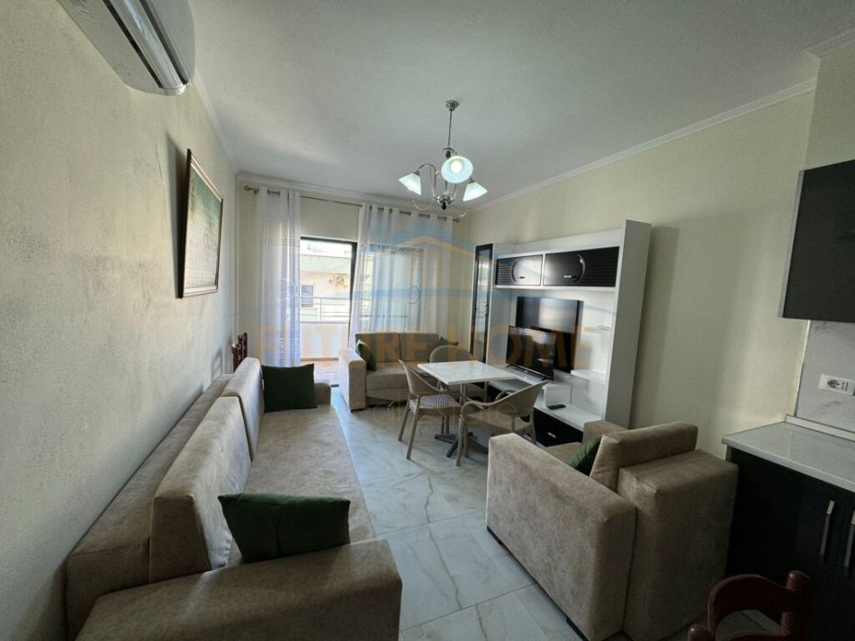 Durres, shitet apartament 1+1 Kati 3, 76 m² 134.000 € (Qerret, Durres)