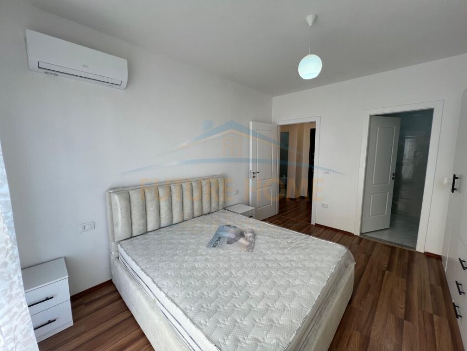 Tirane, jepet me qera apartament 2+1+Ballkon Kati 1, 100 m² 500 € (Unaza e Re)